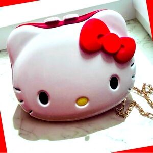 Beautiful Crossbody Shiny White Hardshell HELLY KITTY Purse w/ Gold Chain Strap